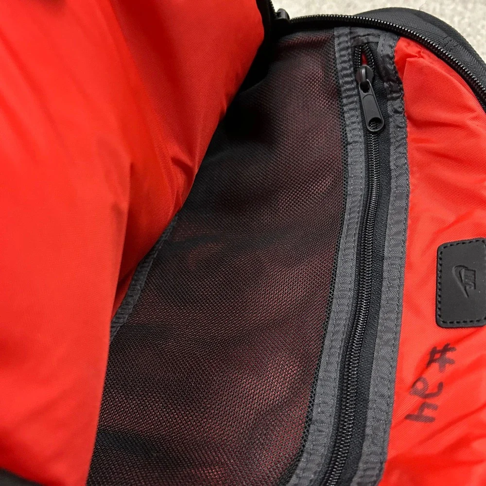 Nike Rolling Suitcase‎ Large Black Minnesota Gophers Luggage Cordura